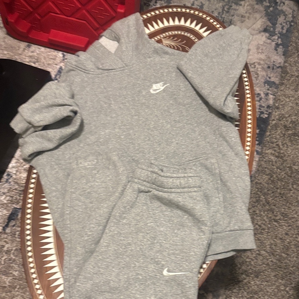 Nike Heather Gray Sweatsuit (sold together)